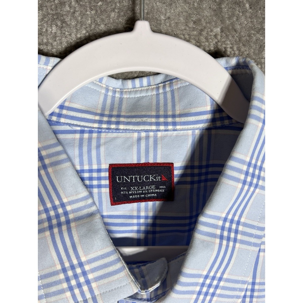 Untuckit Long Sleeve Button Up Shirt Mens Size XXL Blue Pink Nylon Stretch - Picture 3 of 6